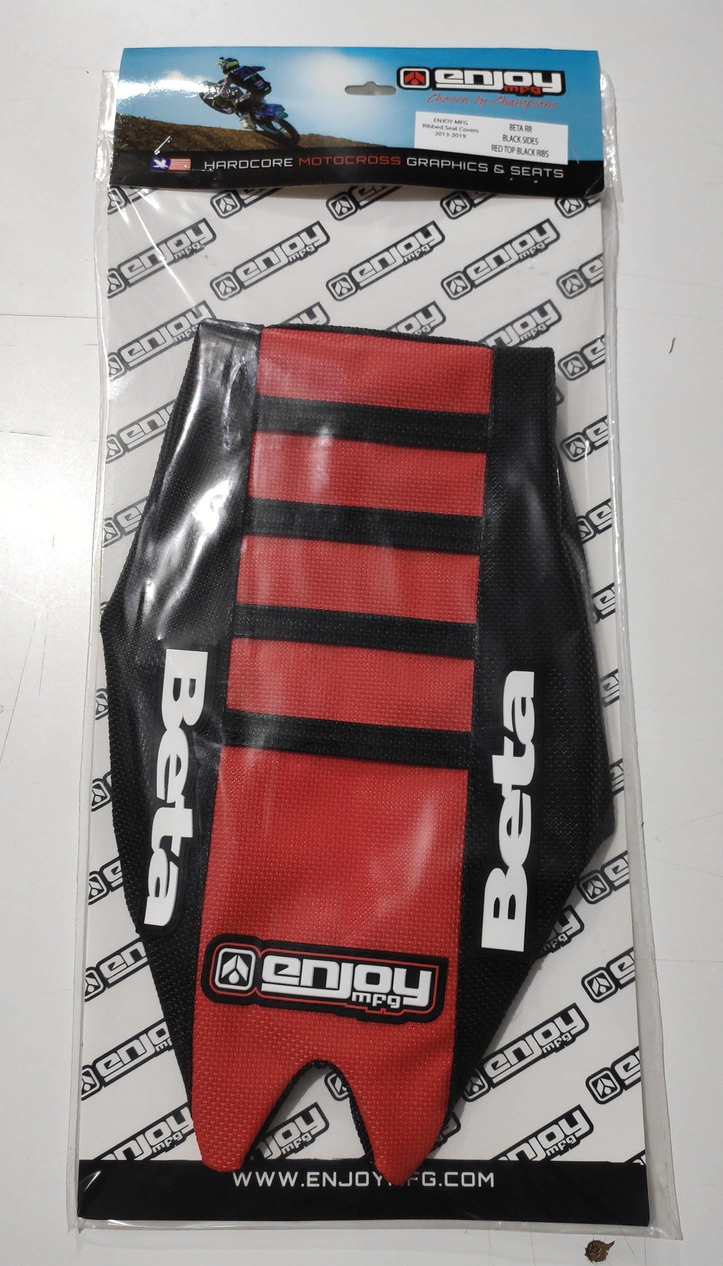 Enjoy Manufacturing Beta Seat Cover RR 2013 - 2019 X Trainer 13 - 2022 Ribbed Logo, Black / Red / Black