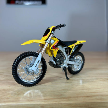 Burago Toy Models 1:18 Suzuki RMZ 450