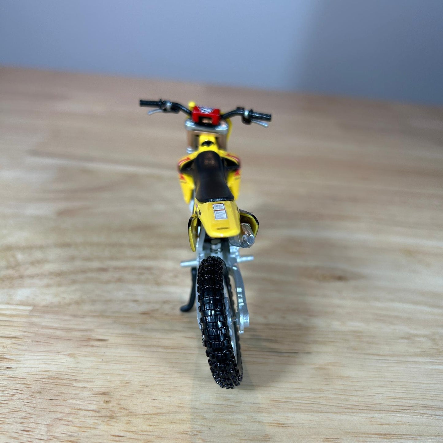 Burago Toy Models 1:18 Suzuki RMZ 450